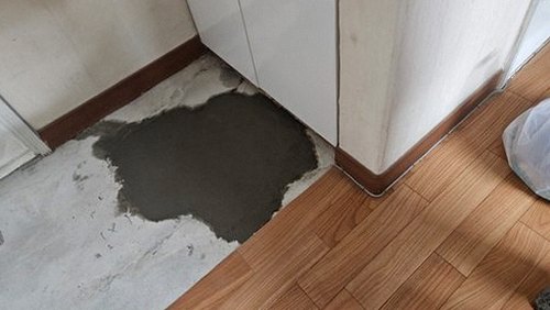 충북 누수탐지 음성읍 아파트 5층 거실 벽면 시공 후기 사진