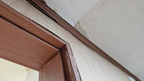 부천 누수탐지 배관 점검 장비로 누수 위치를 확인하는 장면