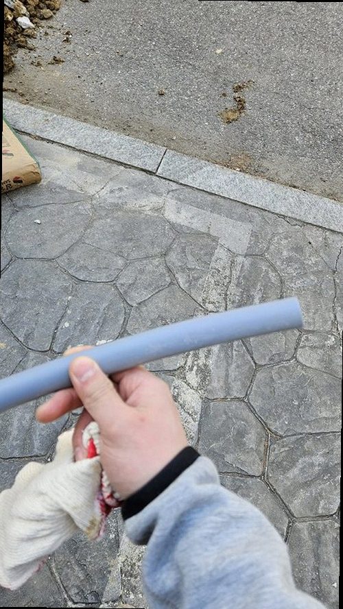 의왕 누수탐지 보일러와 분배기 주변 배관을 점검하는 현장