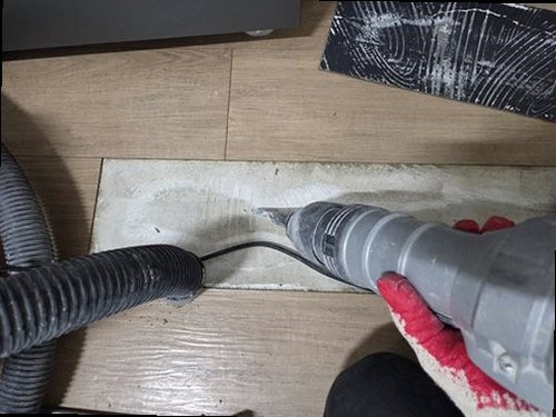 김포 누수탐지 공압 게이지와 가스탐지기를 이용해 배관 누수 위치를 확인하는 현장