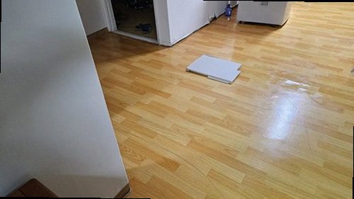 김포 누수탐지 거실 벽면 물자국과 누수 점검 위치