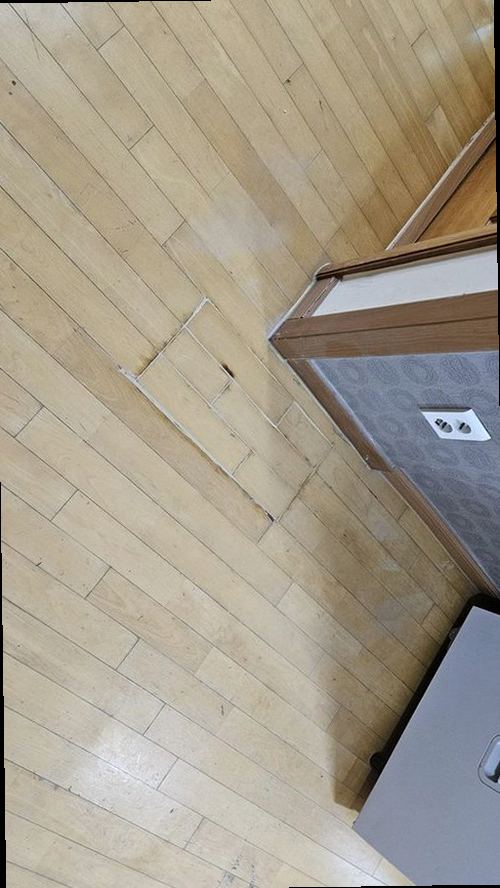 연수구 누수탐지 보일러와 난방 분배기 주변을 점검하는 현장 모습