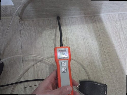노원구 누수탐지 천장과 벽면에 나타난 누수 흔적 및 변색 상태