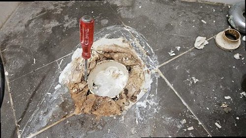 용산구 누수탐지 누수 부위의 최소 굴착 후 배관을 보수하고 마감하는 과정