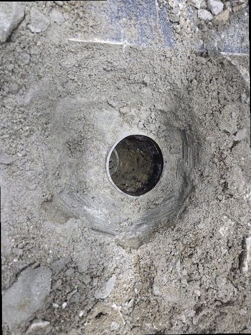 과천 누수탐지 천장과 벽면에 번진 누수 흔적을 확인하는 현장