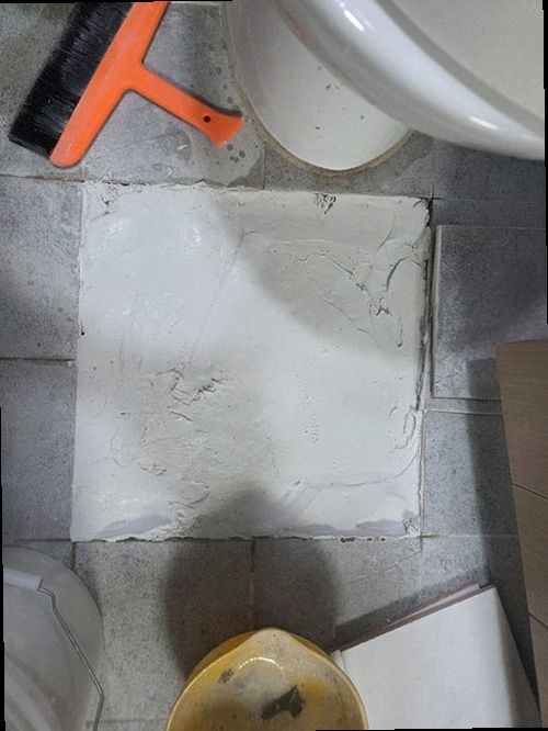 원미구 누수탐지 수도계량기 별침과 보일러 압력 상태를 확인하는 모습