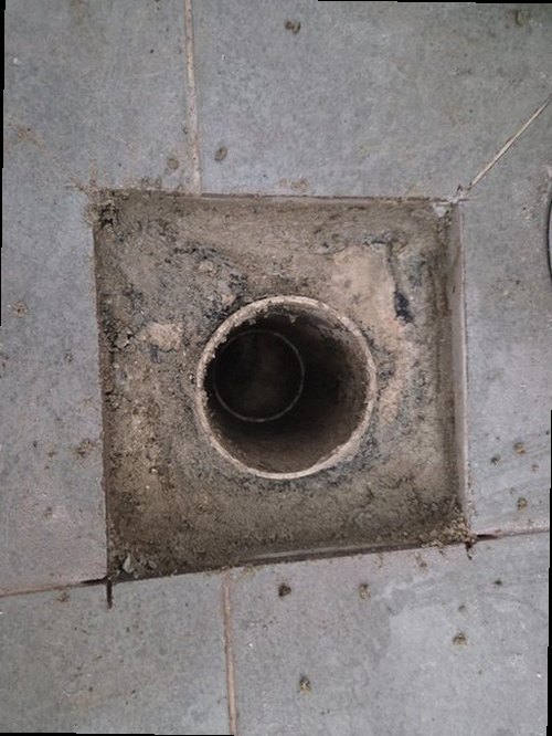 미추홀구 누수탐지 수도계량기 별침과 배관 점검 위치를 확인하는 현장