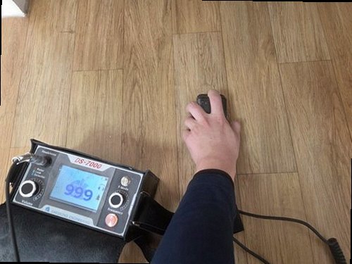 미추홀구 누수탐지 수도계량기 별침과 압력 게이지를 확인하는 점검 장비