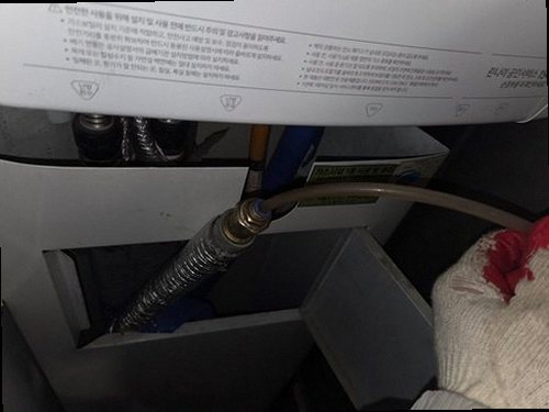 청주시 서원구 누수탐지 거실 천장 물자국과 누수 원인 확인 위치