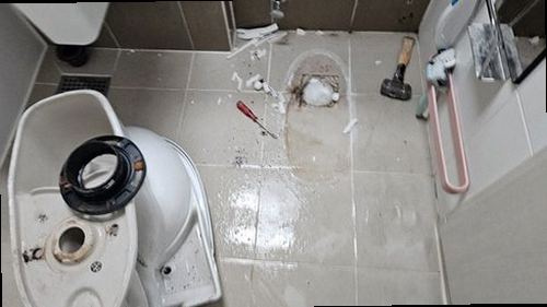 종로구 누수탐지 욕실 바닥과 수도계량기를 함께 점검하는 누수 현장