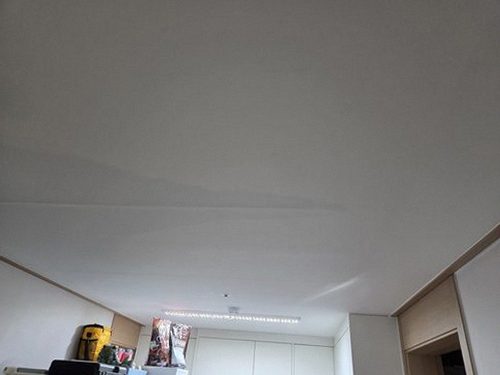 대전 중구 누수탐지 석교동 누수탐지 안방 천장 얼룩과 배관 점검 비교