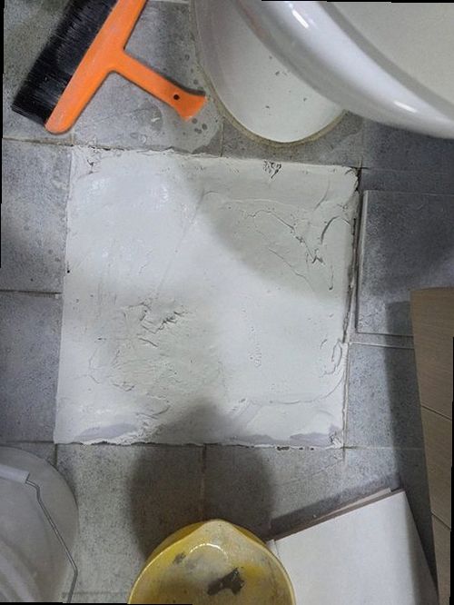 청주시 상당구 누수탐지 열화상 카메라와 공압 측정기로 누수 원인을 비교하는 모습