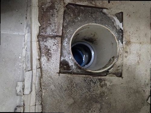 청주시 상당구 누수탐지 누수 지점을 최소 굴착한 뒤 배관을 보수하고 압력을 재확인하는 과정