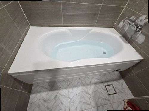대전 서구 누수탐지 수도계량기 별침과 욕실 천장 물자국을 확인하는 현장