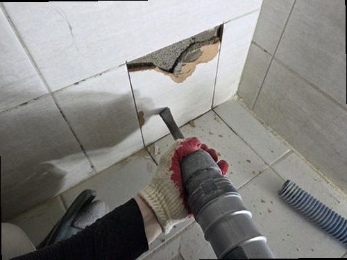 대전 서구 누수탐지 천장 얼룩과 바닥 수분을 확인하는 누수 점검 현장