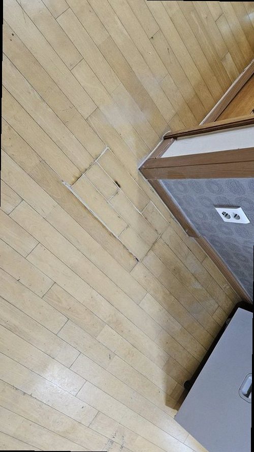 수영구 누수탐지 보일러 압력계와 난방 분배기 연결부 점검 모습